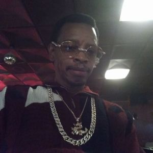 Meet your Posher, Wayne